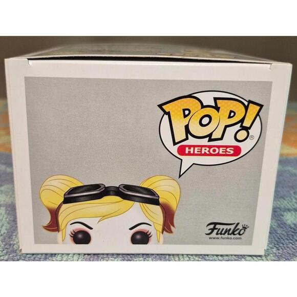 Pop! Heroes DC Comics Bombshells Harley Quinn Vinyl Figure #166 - Picture 5 of 6
